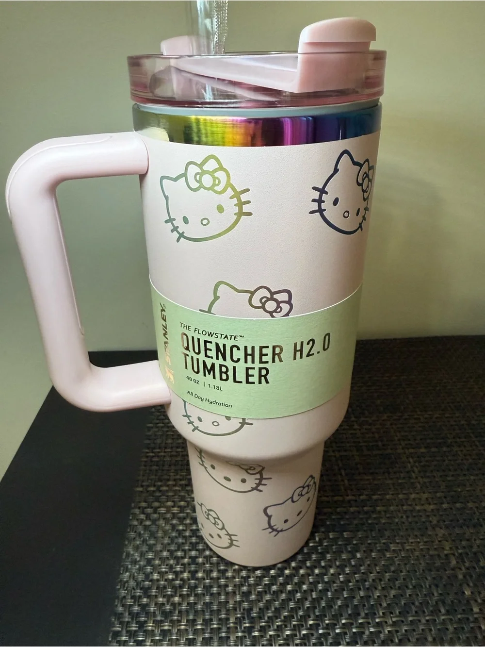 Stanley Pink Hello Kitty Insulated Travel Tumbler with Handle - Picture 4 of 4